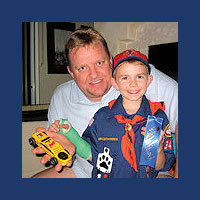 father-son pinewood derby winner